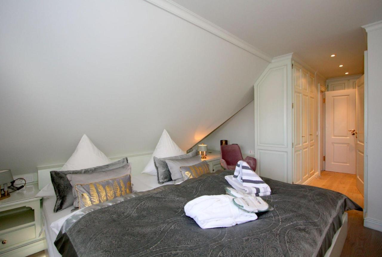 Rosenhaus Unter Reet Ferienhaus