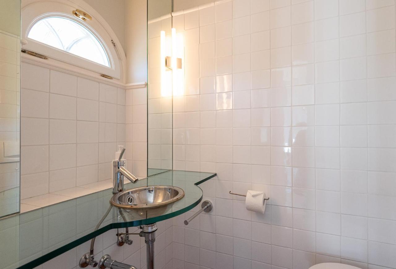 Ferienhaus Rosenhaus Unter Reet