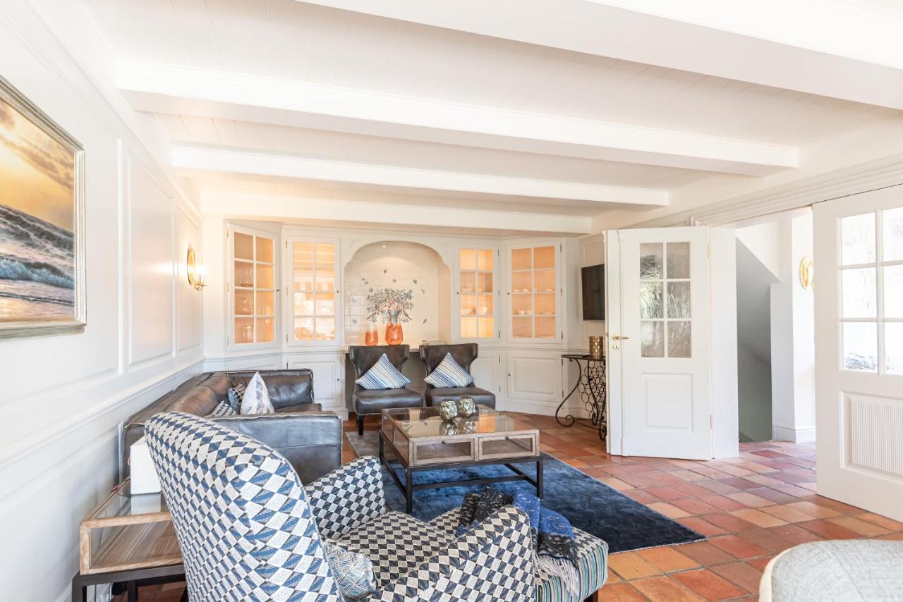 Ferienhaus Rosenhaus Unter Reet